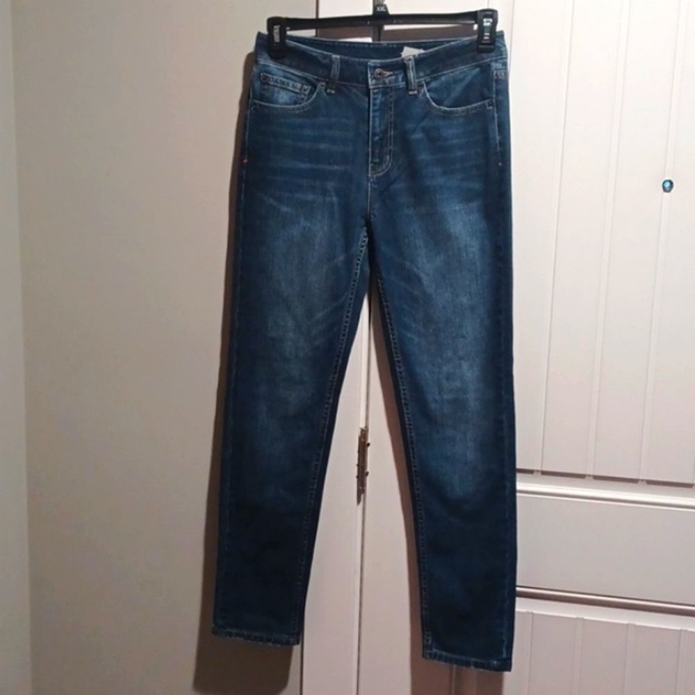 NEW, THE NORMAL BRAND Womens jeans, size 28, Mid-Rise, Medium Blue, New
